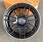 BENZ GLS AMG