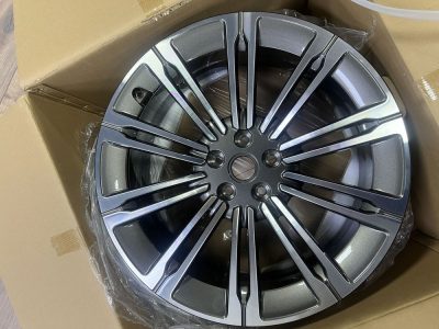 RGW Range Rover 23x9.5 5x120 ET40 DIA72.56