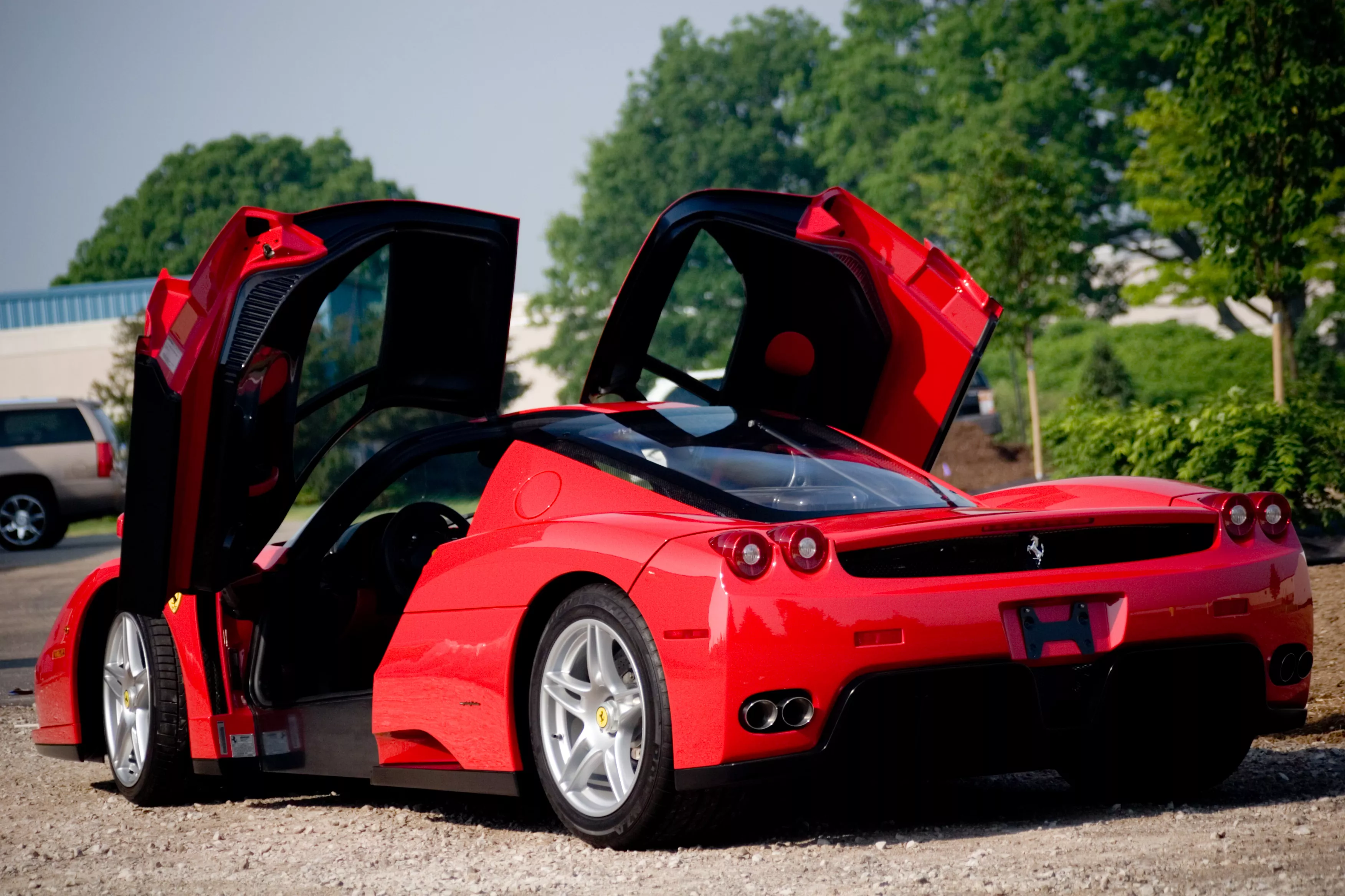 Ferrari Enzo зад